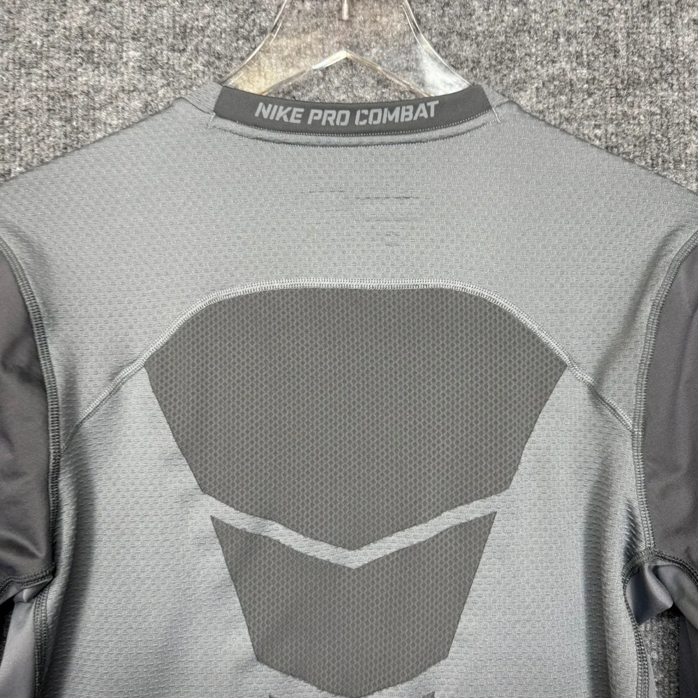 Nike Pro Combat Shirt Mens Small Grey Hyperwarm Shield Fitted Long Sleeve DriFit